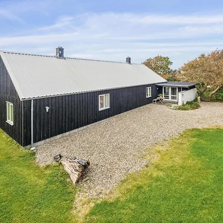 4 Bedroom Stunning In