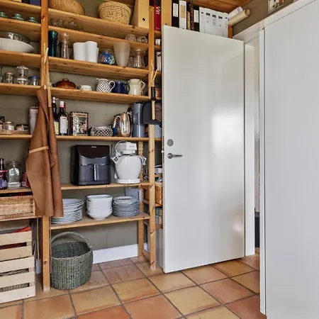 4 Bedroom Stunning In בית נופש